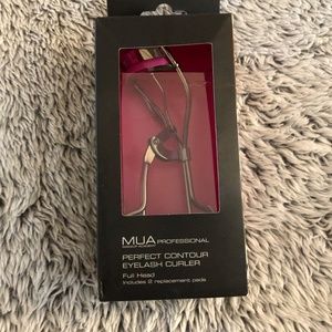 MUA Eye Lash Curler (2) PARTIAL HEAD  (2) FULL HEA